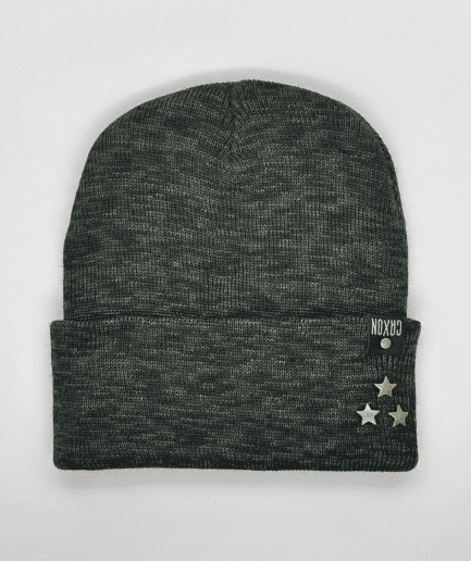 Beanie Lana Verde con aplique 3 estrellas Caxon